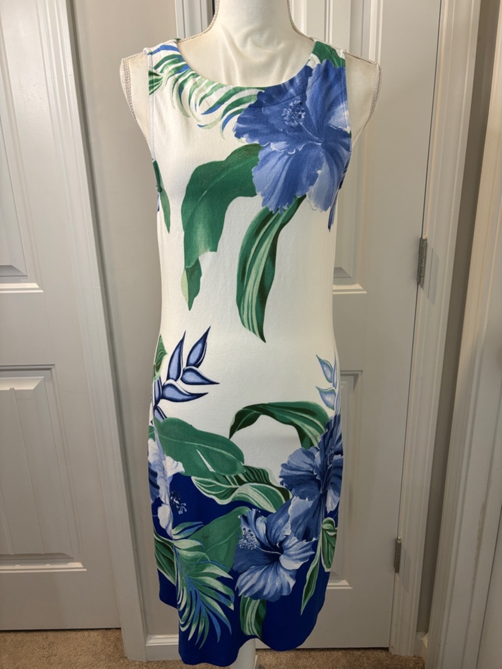 Tommy Bahama Blue and White Floral Midi Dress with Green Leaves Size Medium
